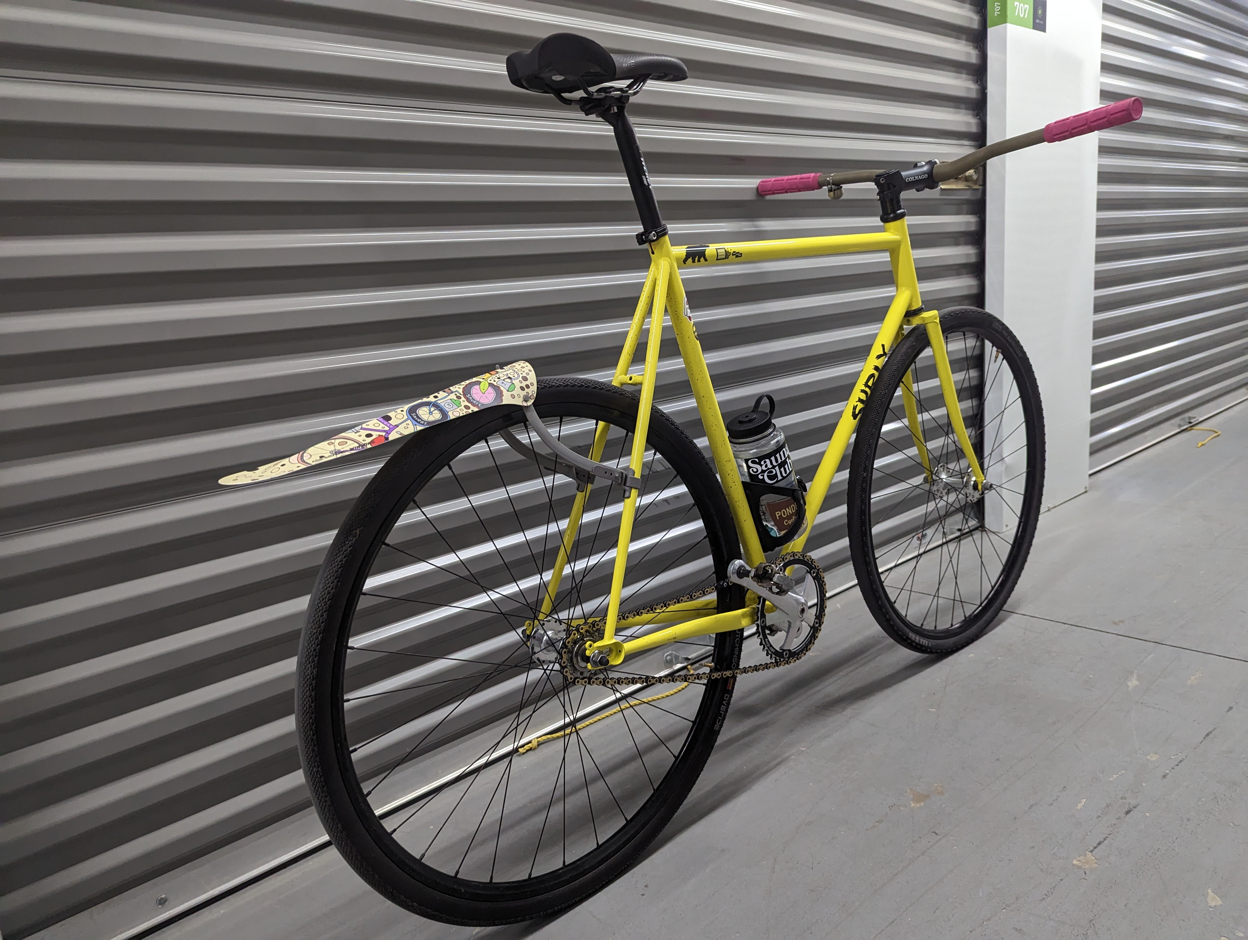 Urban cycling adventure